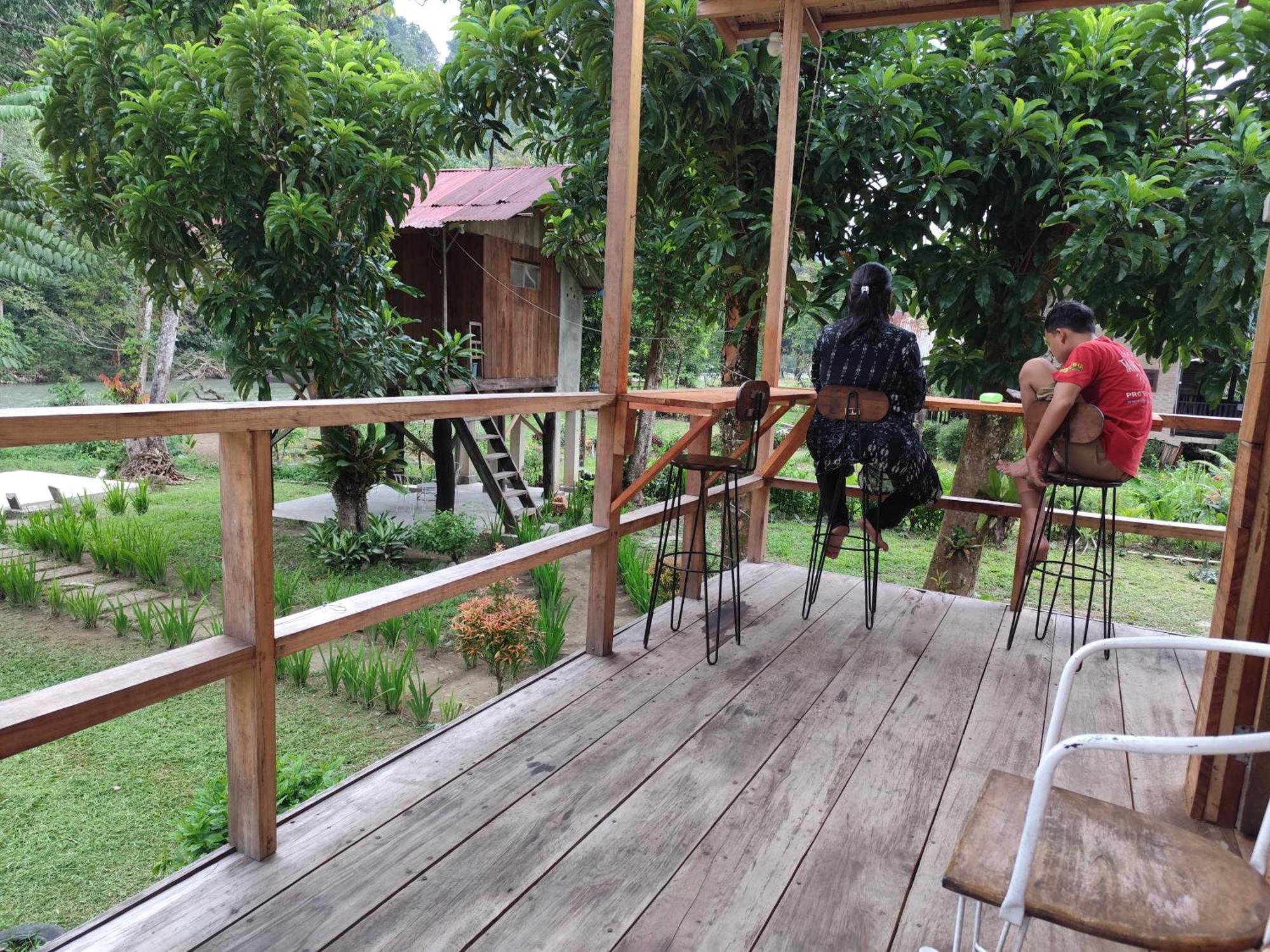 Bua Guesthouse Tangkahan Luaran gambar