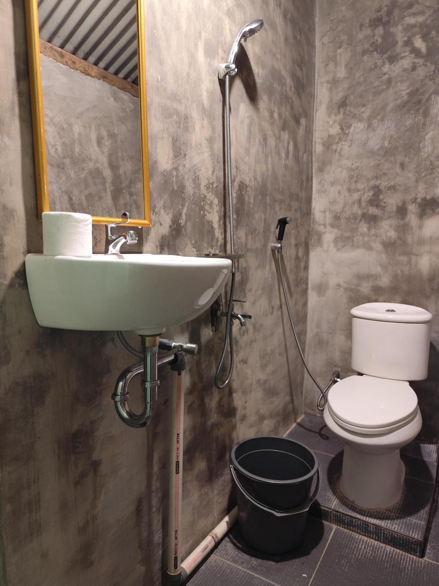 Bua Guesthouse Tangkahan Luaran gambar